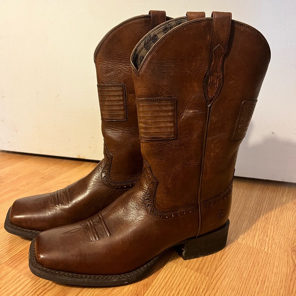 Ariat Men’s size 10B Circuit Patriot Boot